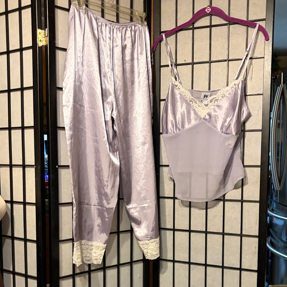 The JWS Collection Lavender Satin Lace-Trim Pajama Set
